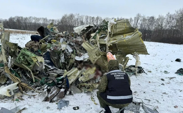 Nga tuyên bố tìm thấy hộp đen của máy bay vận tải quân sự Il-76 bị rơi- Ảnh 1.