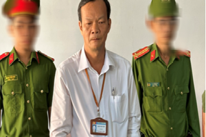Sau phó chủ tịch huyện, tới lượt bí thư xã ở Hậu Giang bị bắt