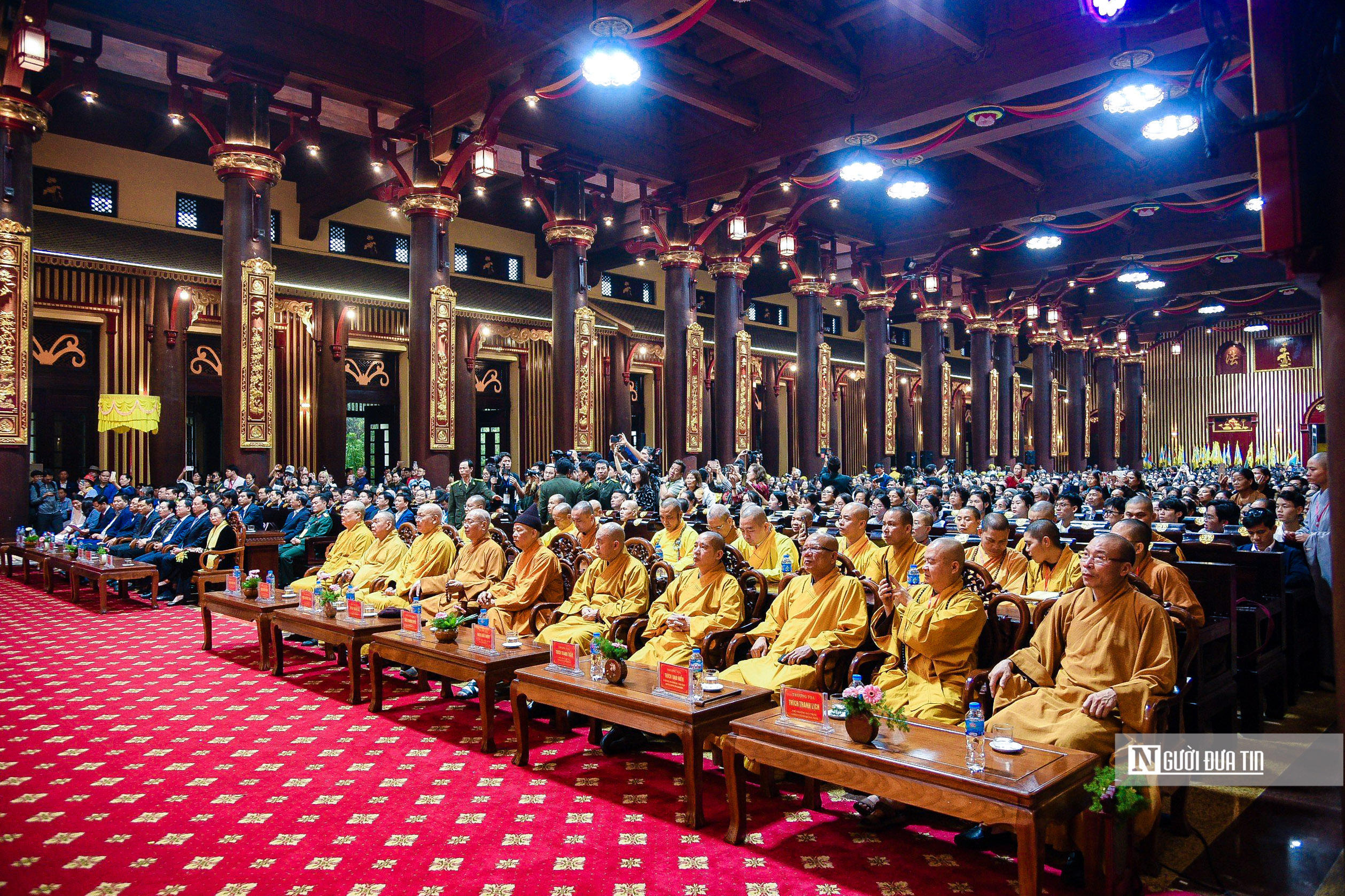 Sự kiện - Hàng vạn du khách tham dự lễ khai hội Yên Tử năm 2024 (Hình 2).