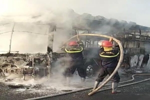 Điều tra nguyên nhân xe giường nằm cháy trên cao tốc Vĩnh Hảo - Phan Thiết