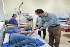 Quảng Ninh: Gần 60 công nhân phải nhập viện nghi do ngộ độc khí nén
