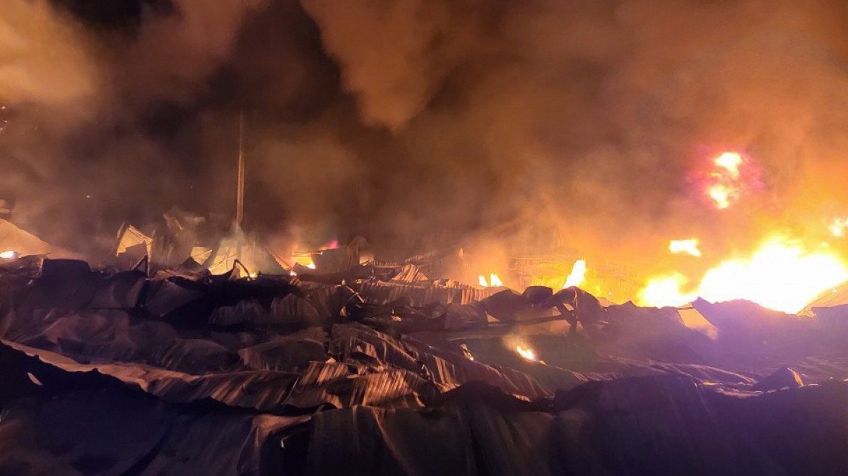 Dân sinh - Bình Phước: Điều tra vụ cháy nhà xưởng công ty sản xuất bao bì (Hình 2).