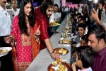 Có gì trong tiệc cưới xa hoa của con trai người giàu nhất Ấn Độ?