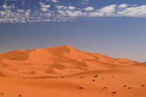 Khám phá bí mật của những cồn cát hình sao trên Trái Đất