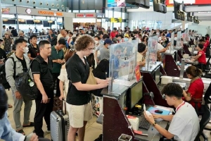 Tăng mạnh số khách bị từ chối nhập cảnh tiềm ẩn mất an ninh hàng không quốc gia