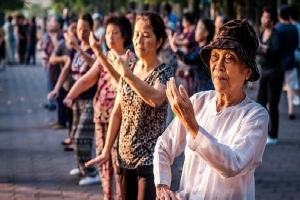 Việt Nam chuẩn bị bước vào thời kỳ già hóa dân số từ năm 2038