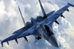 Tại sao 'Ác điểu' F-22 Mỹ phải lo sợ trước Su-35 Nga?