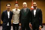 Ozil, Gundogan bị chỉ trích vì chụp ảnh với tổng thống Thổ Nhĩ Kỳ