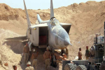 Sợ bị tập kích ở Syria, Nga lập tức 'giấu' chiến đấu cơ Su-34, Su-35 trong... các bao cát