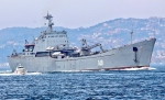 Tàu chiến Nga lừng lững chở xe tăng tới Syria