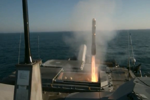 Tàu chiến đấu ven biển Mỹ lần đầu phóng thành công tên lửa 'Hỏa ngục'