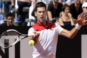 Djokovic thắng trắng ở vòng hai Rome Masters