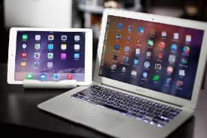 Macbook Air đang giảm 4 triệu, iPad 2018 giảm 1,5 triệu tại VN