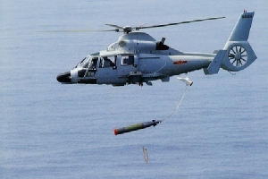 Trực thăng Trung Quốc diễn tập bắn đạn thật trên Biển Đông
