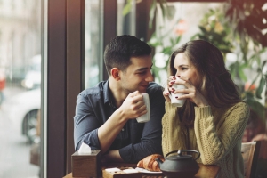 Khoa học chứng minh: Nếu yêu nhau lâu rồi, các cặp đôi nhất định có những đặc điểm 'kỳ lạ' này